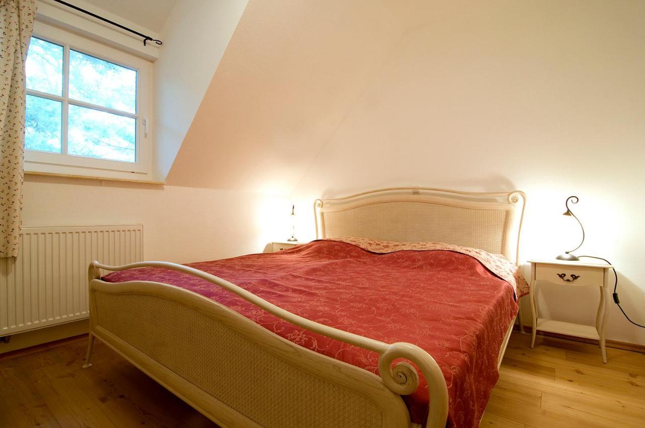 Ferienhaus Zander Mit Sauna Born Esterno foto